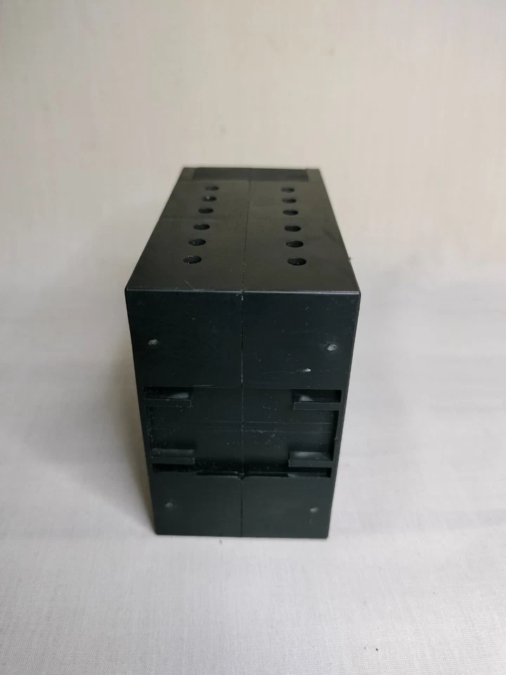 Elobau 462 183 462183 Safety Control Unit 24V AC/DC 250V AC/30V DC - Image 3 of 4