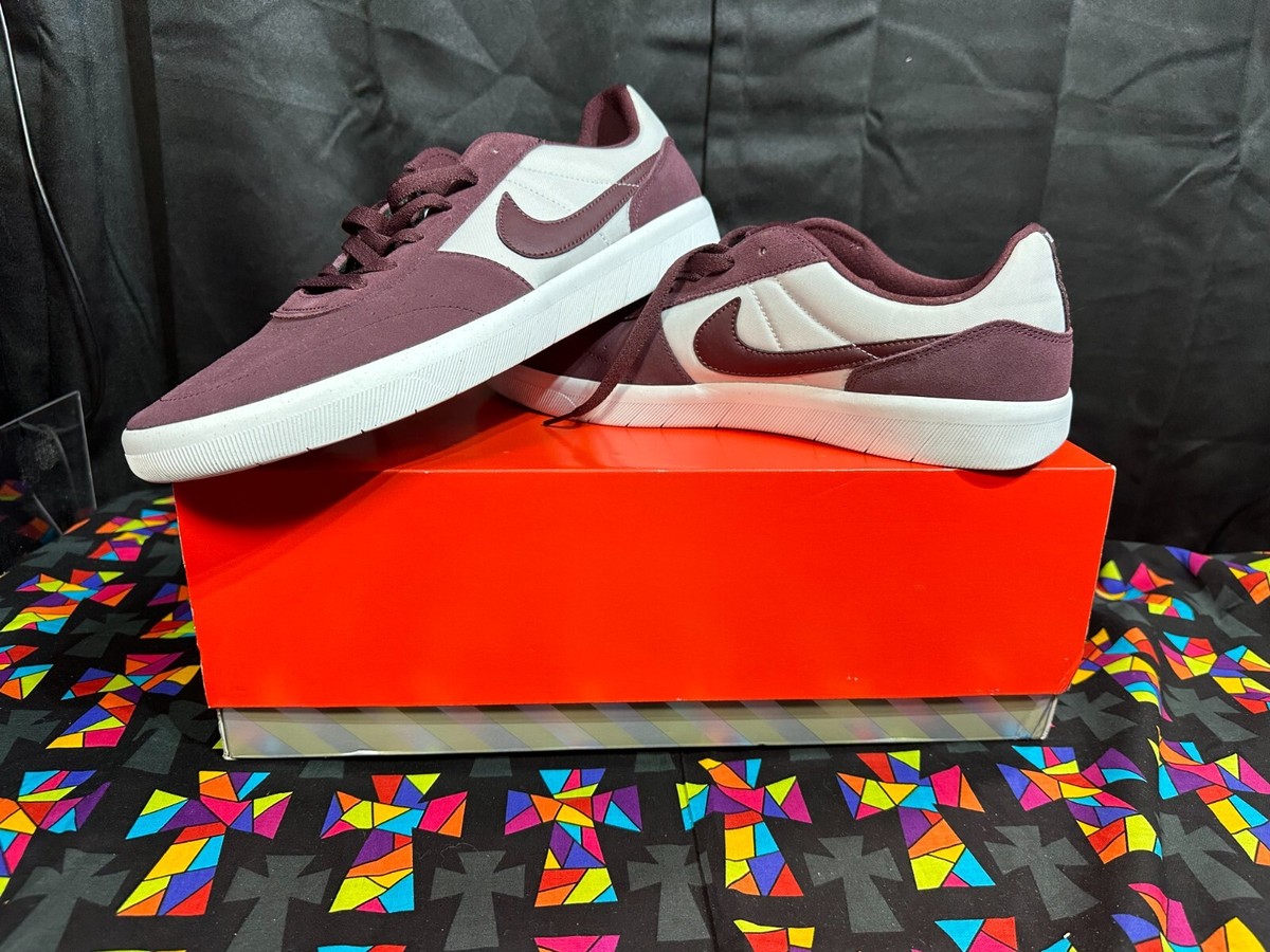 nike sb team classic burgundy