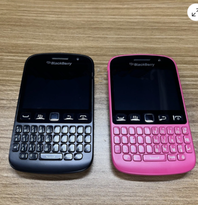 BlackBerry 9720 Unlocked Cellphone 3G WIFI 5MP Camera FM Radio GPS