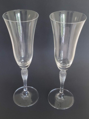 2 Hand Blown Crystal Fluted Champagne Goblets Andrielle Plain by Oneida Wedding