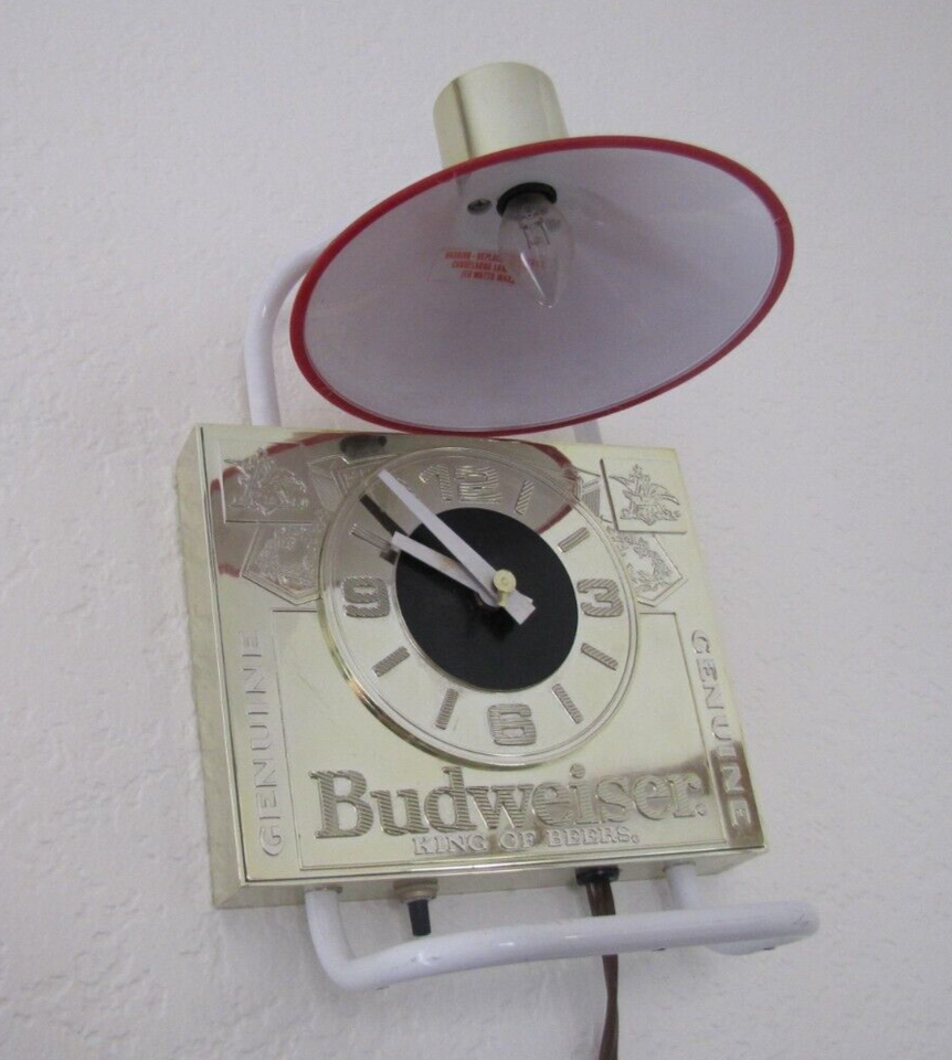 Vintage Budweiser clock light 1980s Cash Register Topper Good Condition