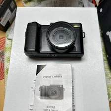 CMOS Camera Digital Zoom TFT 3.0 Tested works great, Holds charge.