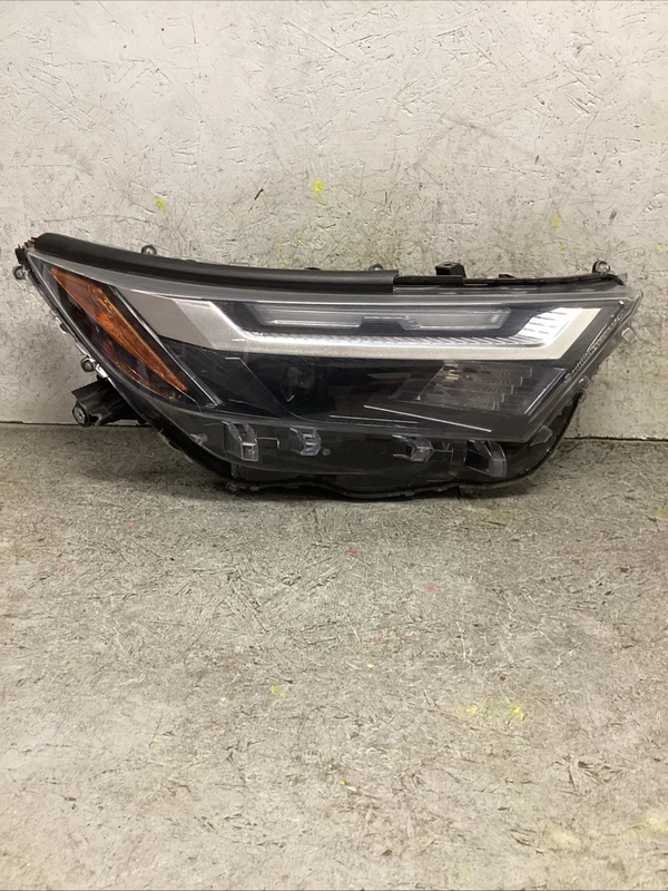2022-2025 TOYOTA RAV 4 RIGHT RH PASSENGER SIDE HEADLIGHT OEM 811100R440 "T"