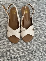 New Beige Sandles Size 5 Women's Made by Where’s That From Brand New