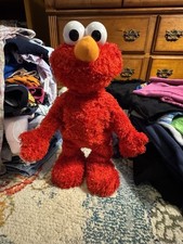 Vintage 07  Fisher Price Sesame Street Elmo Live- R Leg Fails to Move At times
