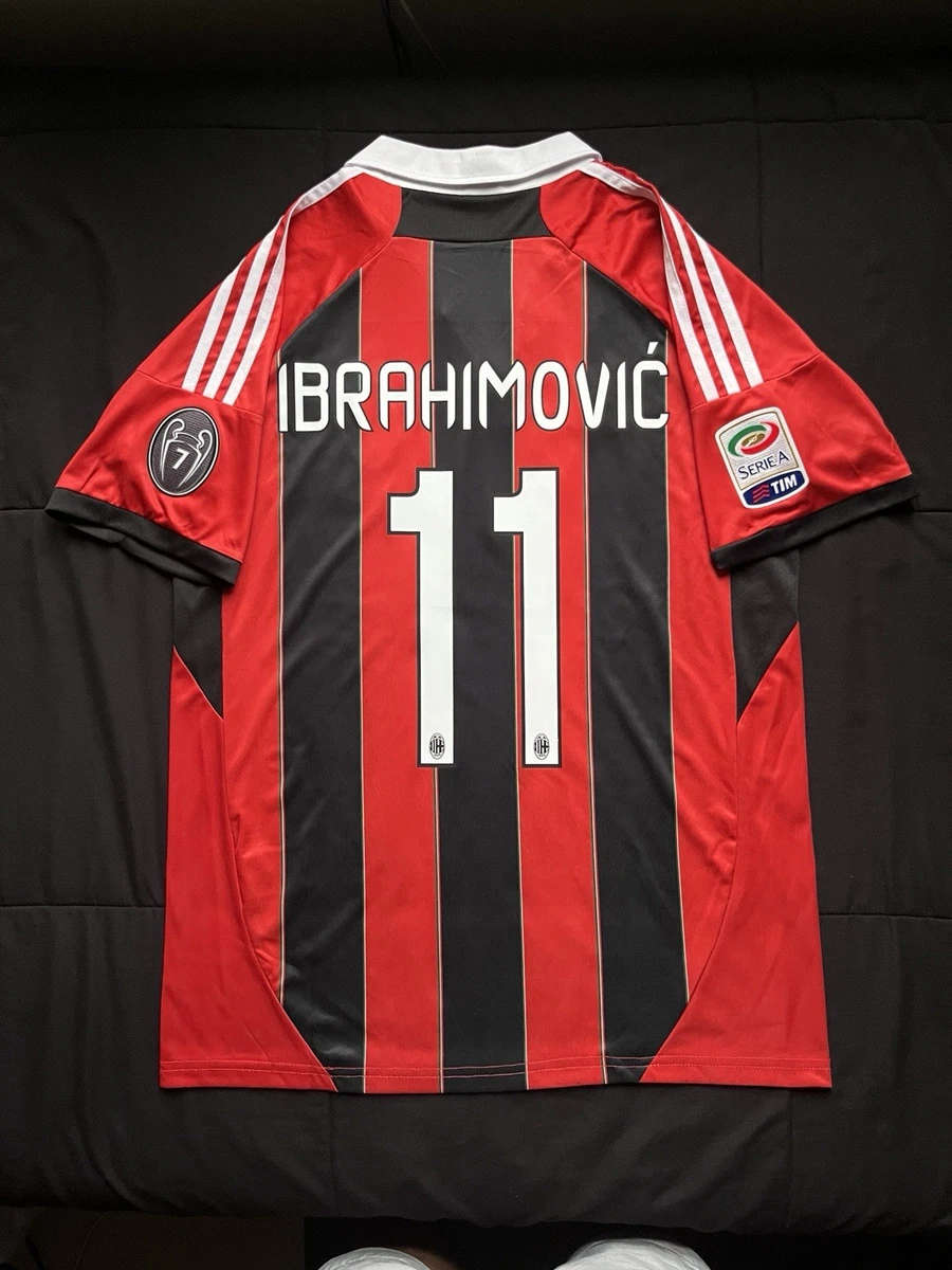 25+ Zlatan Ibrahimovic AC Milan International Club Soccer Fan