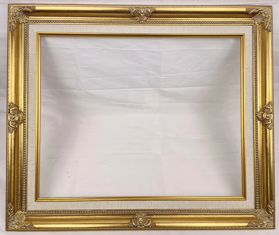 Antiguo marco de madera barroco dorado ornamentado forro de lino de 3" de ancho Foto 3 de 4