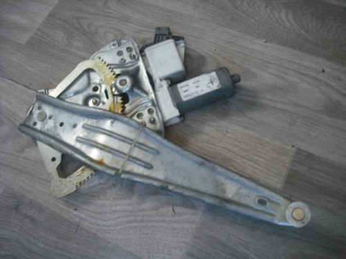 994028 TOYOTA AVENSIS T250 HINTERTÜR ELEKTRISCHER FENSTERHEBER & MOTOR RECHTS - Bild 4 von 4