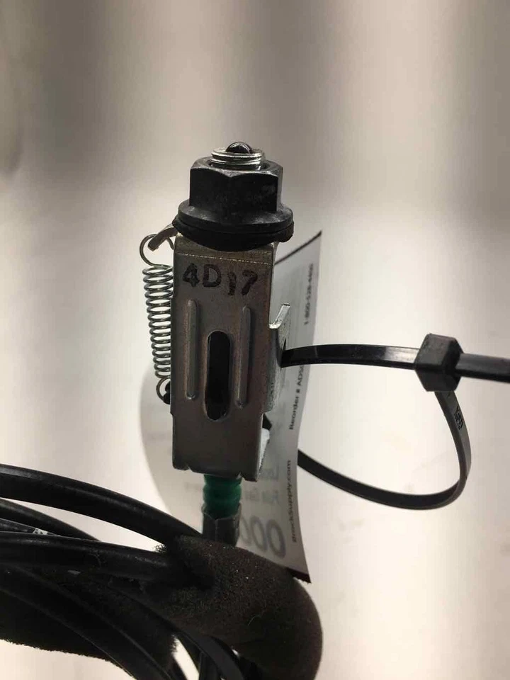 MAZDA 3 MAZDA3 2015 combustible gas puerta pestillo abridor manija liberación cable cableado Foto 3 de 4