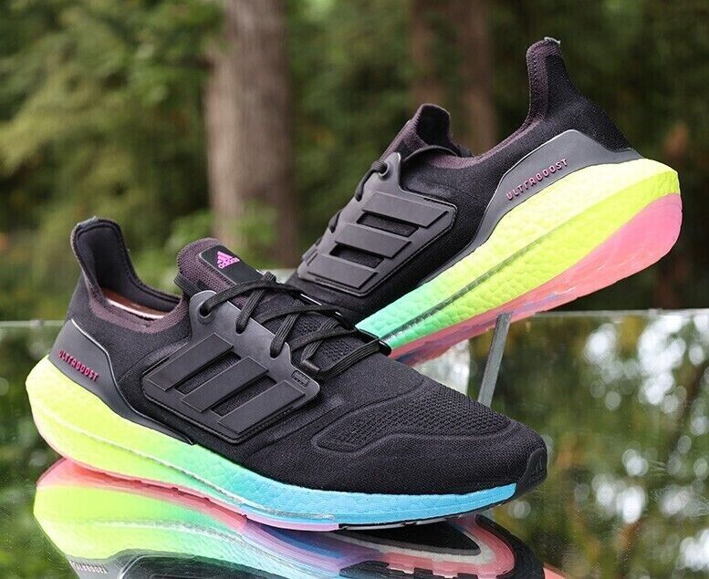 Size 10.5 - adidas Ultra Boost 22 Black Multi Gradient 2022 Size 10.5 - adidas Ultra Boost 22 Black Multi Gradient 2022