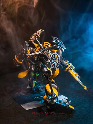 Comicave Bumblebee 1:18 Action Figure W/ Led Transformers Alloy
