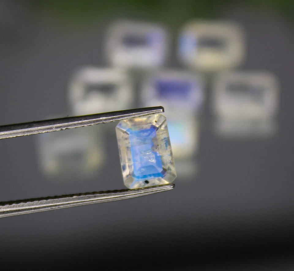 Lote de piedras preciosas de piedras lunares facetadas - Baguette arco iris facetadas 8X6X4 mm Foto 2 de 4