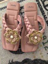 women slippers size 6