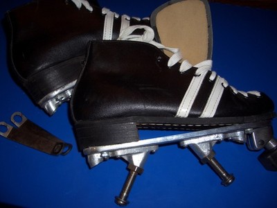New Old Stock Riedell 122 Size 3 Men's / 4 Ladies Mediums Nice Boots