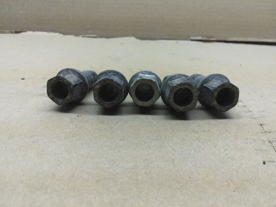 Juego de 5 pernos de tuerca de rueda OEM WHT-002-437 M14x1,5 26 mm para VW Porsche Audi Foto 3 de 4