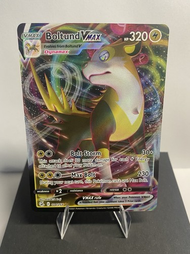 Boltund VMAX SWSH08: Fusion Strike 104/264 Holofoil NM-LP