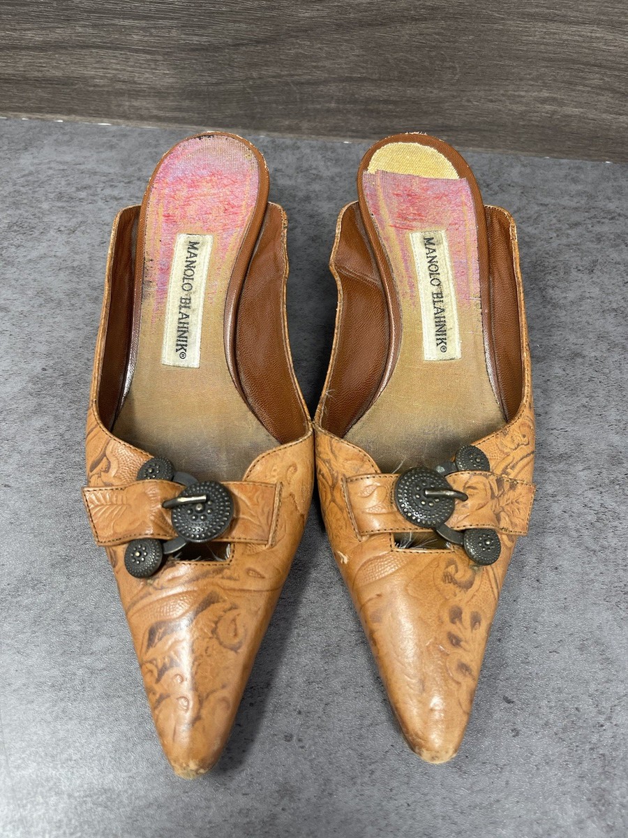Manolo Blahnik Shoes Womens Size 37 (US 7) Brown Leather Graphic
