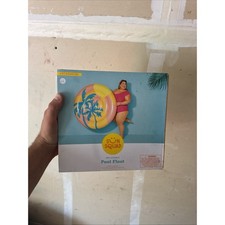 Sun Squad Inflatable Pool Float 4ft in diameter Round Sun Palm Trees New