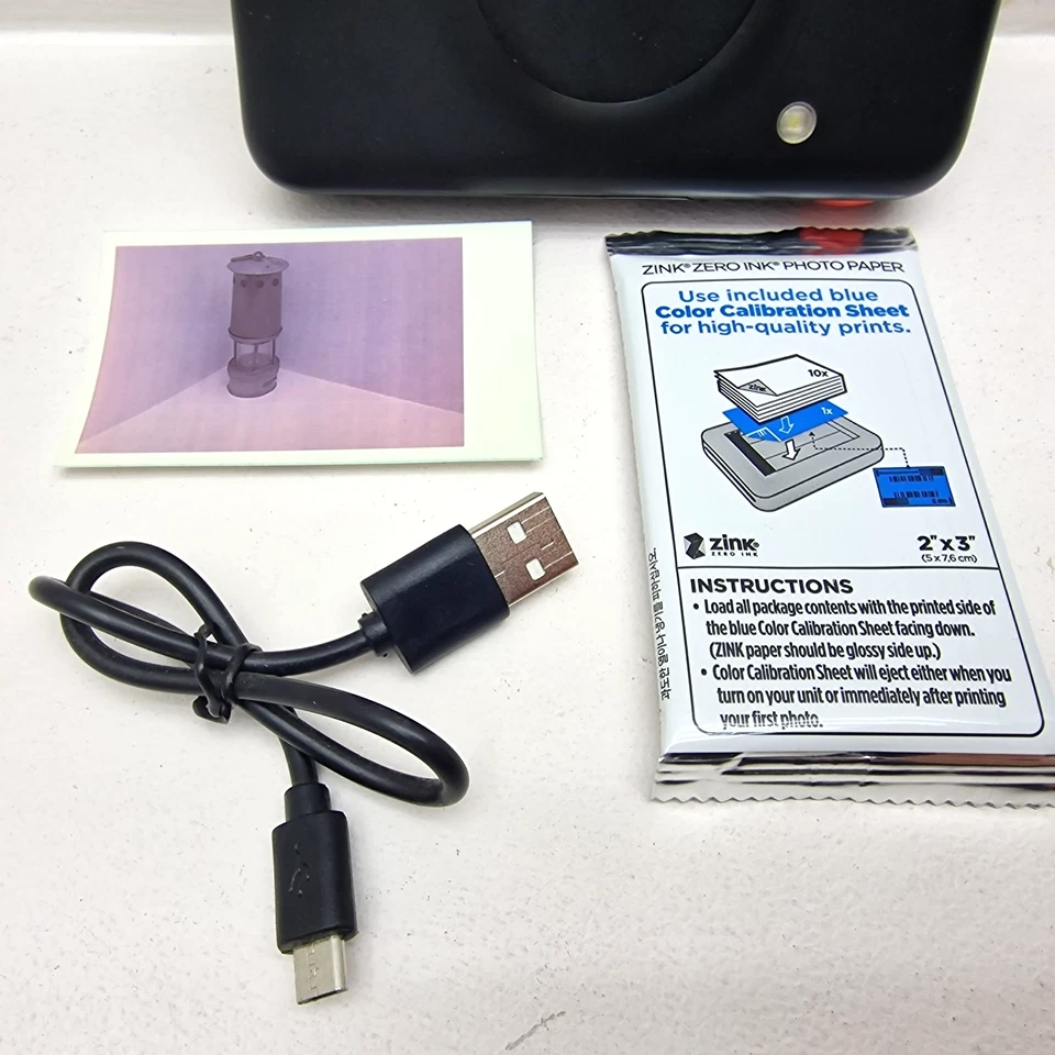 Polaroid Snap Digital ZINK Instant Camera Printer Black With Paper MicroSD 2x3 P - Image 4 of 4