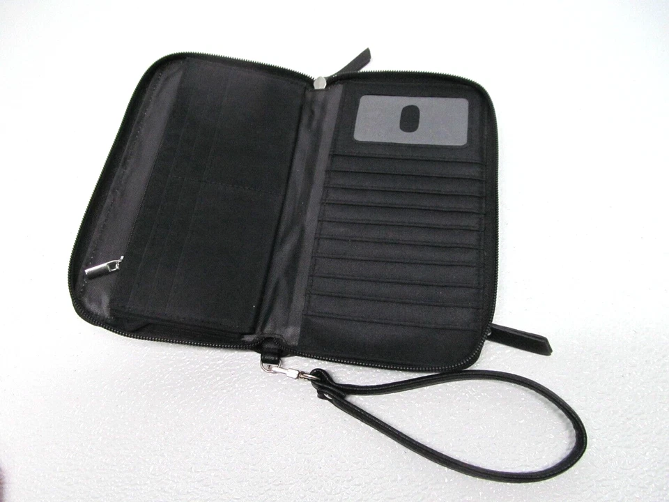 Cartera de muñeca Max Studio negra con cremallera alrededor cartera de cuero vegano Foto 2 de 4