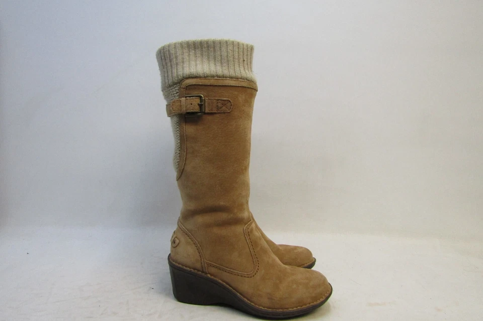 Botas de moda UGG para mujer talla 6 M marrón gamuza cremallera 12,5" eje media pantorrilla Foto 3 de 4