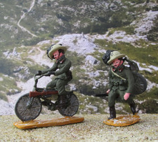 SOLDATINI di PIOMBO BERSAGLIERI CICLISTI PRIMA GUERRA MONDIALE TOY SOLDIERS