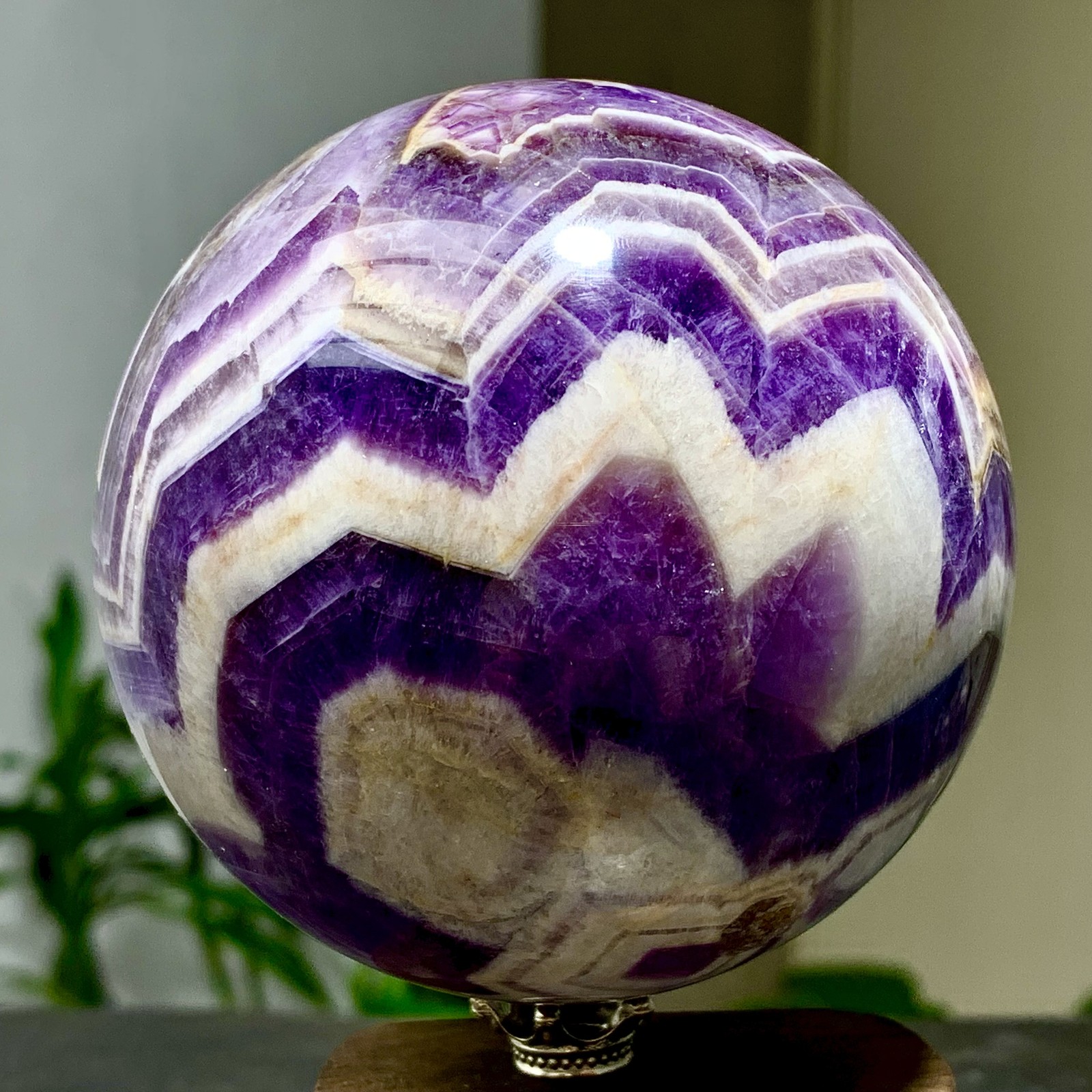 1.76LB Natural beautiful Dream Amethyst Quartz Crystal Sphere Ball Healing