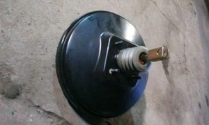 BMW E36 316i Bremskraftverstärker