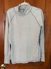 Apana Womens' Large Heather Gray Long Sleeve Yoga Top with pleated back hem