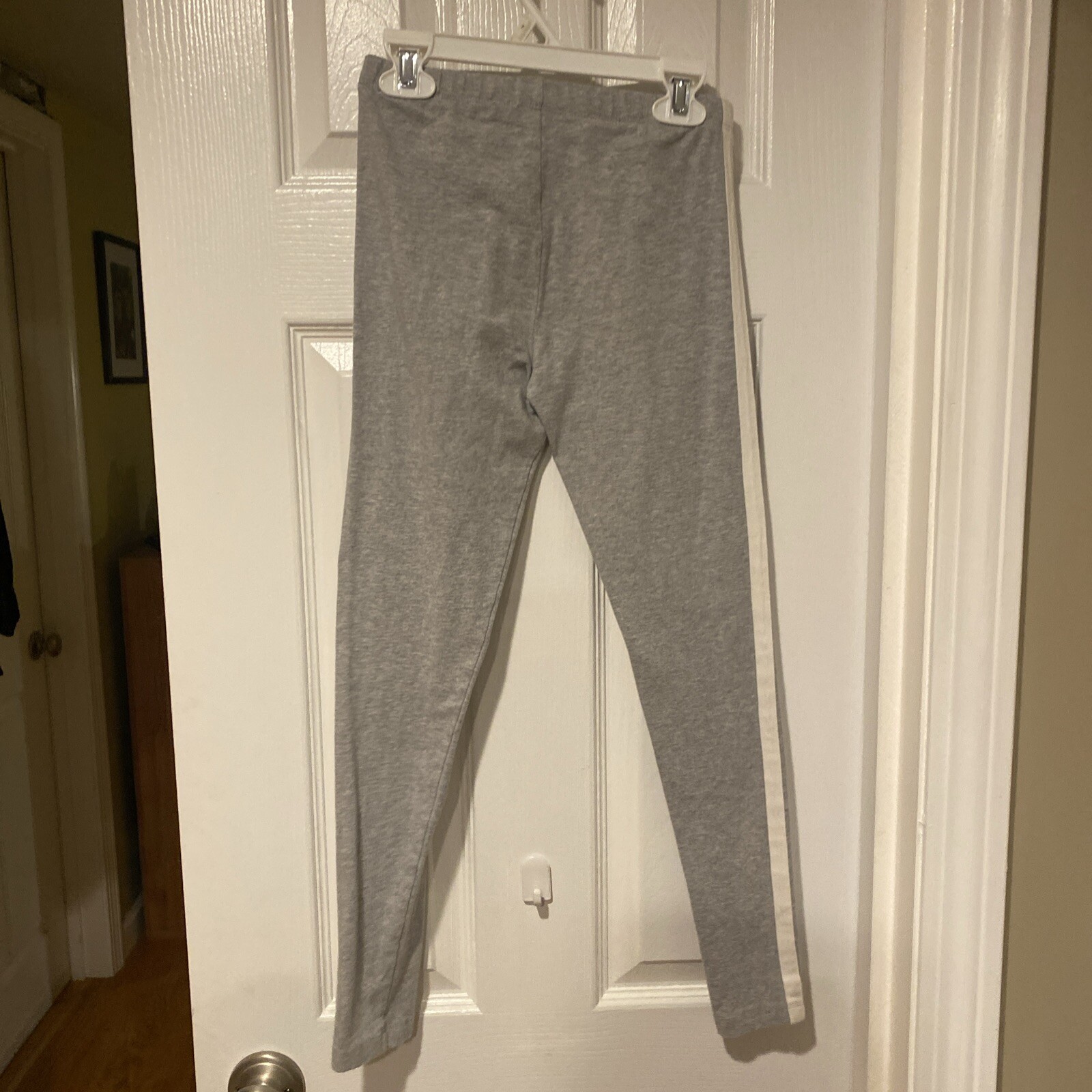 Picture 4 of 5