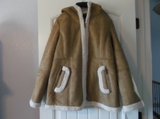 New - Koolaburra By Ugg - Hooded Shearling Jacket - Size Medium - (kb21709-ko)