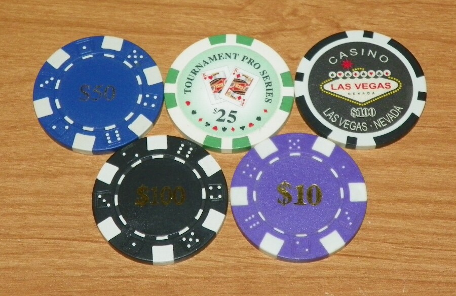 Casino Chips / Tokens Lot of 5 Chips, Coins / Various Amounts