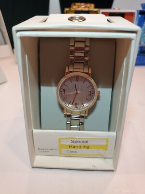 New Day watch Rolex Released A New Day-Date For the 2024 Oscars main image 4