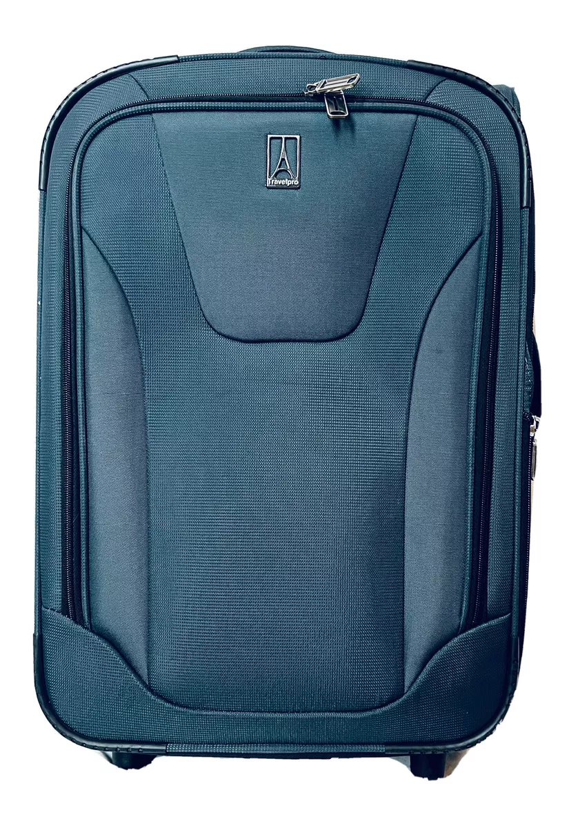 Travelpro maxlite sales 4 rollaboard