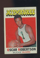 1971-72 Topps Basketball #1 Oscar Robertson Milwaukee Bucks HOF