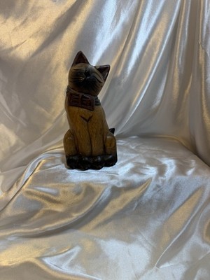 VNT 8'' wood Cat Statue Figure Hand Carved Painted Folk Art Green bow tie 