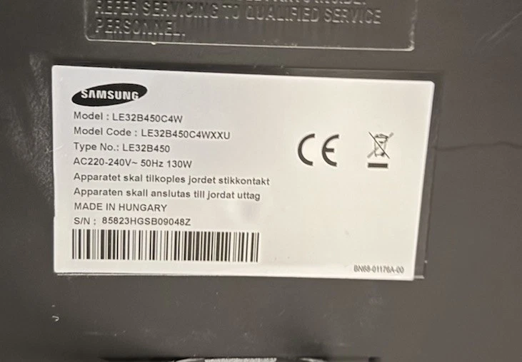 Samsung LE32B450C4W 32 Inch TV FOR PARTS NOT WORKING No Power Or Controller - Image 4 of 4