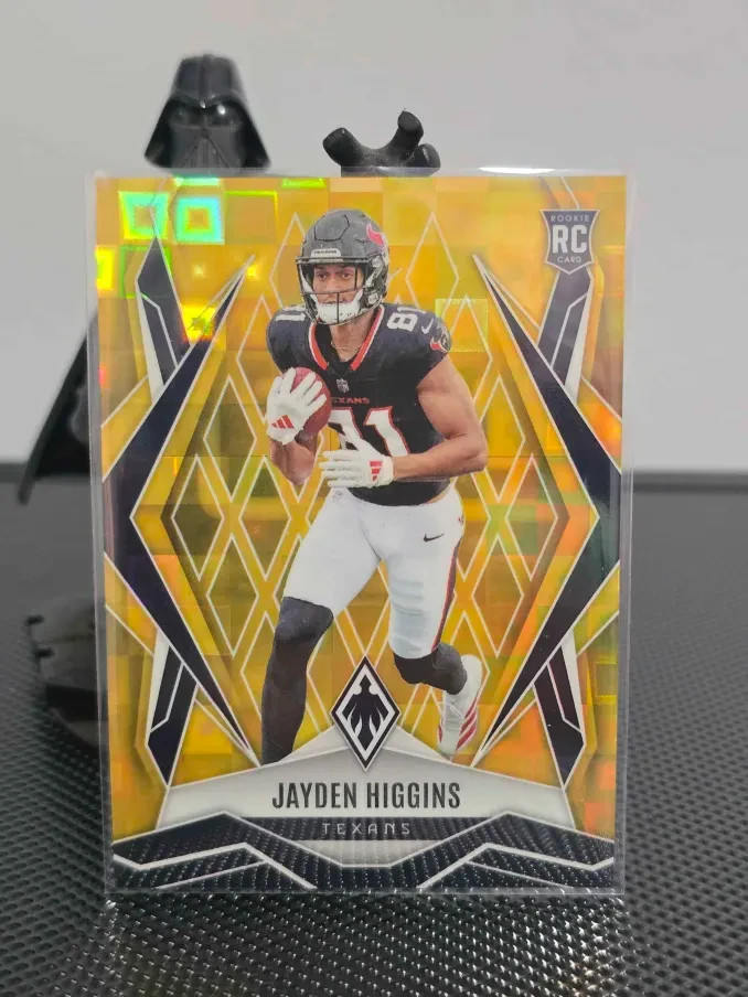 2025 Panini Phoenix - Jayden Higgins #180 Gold Pandora 9/10 (RC)