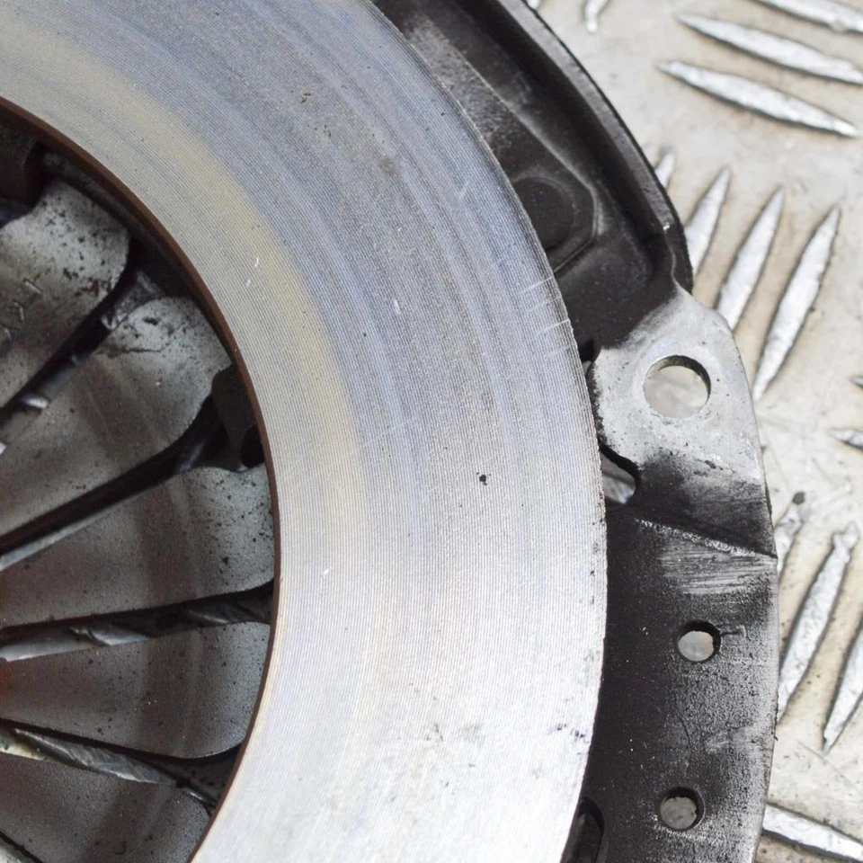 OPEL VAUXHALL MOKKA X J13 Kupplungsdruckplatte 55582938 1,6 Benzin 85 kW 2017 - Bild 3 von 4