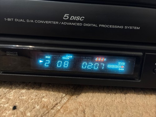 Cambiador de CD carrusel de 5 discos TEAC PD-D2610 SIN CONTROL REMOTO - PROBADO Y FUNCIONANDO - Imagen 2 de 4
