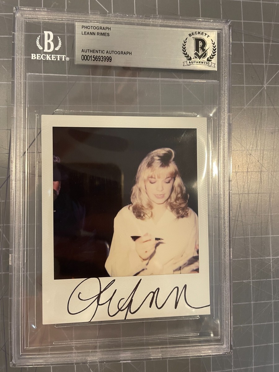 LingOrm サイン入りチェキ SIGNED POLAROID当選証明あり VERY YOUNG LEANN RIMES COUNTRY SINGER SIGNED POLAROID PHOTO