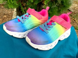 girls rainbow tennis shoes