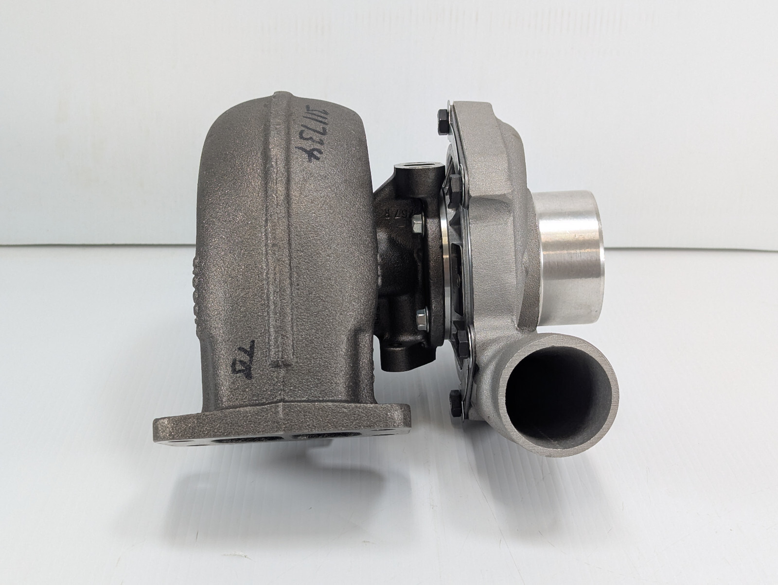 Borgwarner T04B Turbo. Includes Gaskets. Model Number: T04B P/N: 313098  