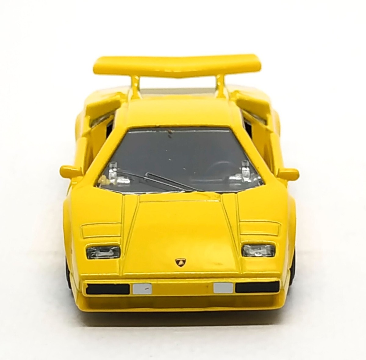Majorette Lamborghini Countach LP400 - Yellow 1:56 (3 Majorette Lamborghini Countach LP400 - Yellow 1:56 (3