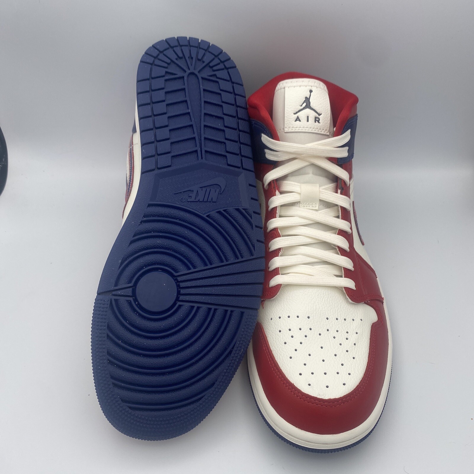 Nike Air Jordan 1 MID SE USA DQ7648-600 US Size 11.5 Women's Men's Sz10 New Rare image 9