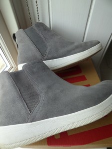 sorel buxton pull on