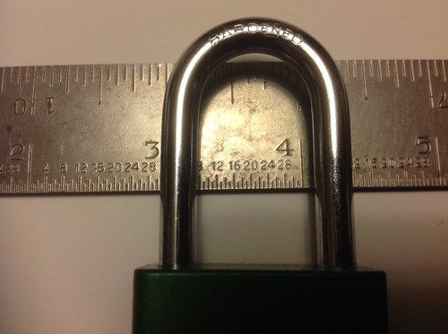 Five American Series A1105 1-1/2" Green Aluminum Body Padlock * KA * Two keys - Picture 2 of 7