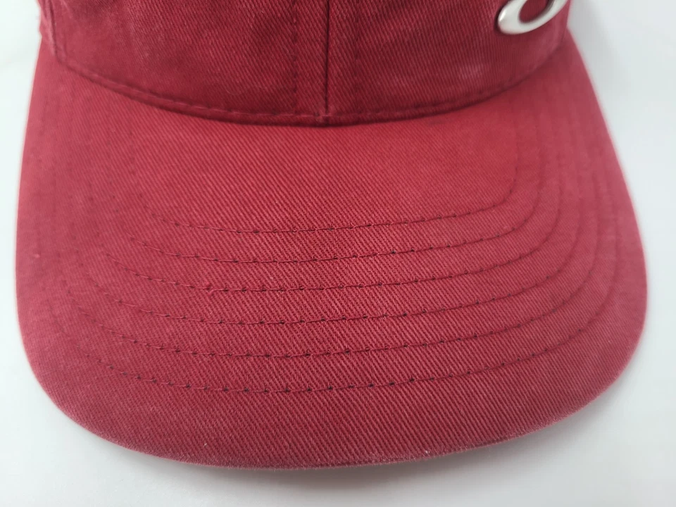 Gorra de Colección Oakley Software Snapback Algodón Informal Hombres Mujeres Hecha en EE. UU. Roja Foto 3 de 4