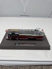 Fire Replicas 1/50 Chicago FD Truck 49 E-one Cyclone II 100 Ladder H