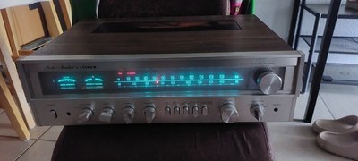 Fisher RS-1052 Stereo Receiver Amplifier Vintage Hifi TOP. 220 V